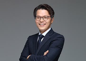 Jongchul Jung, CPA, Director of ESG Center